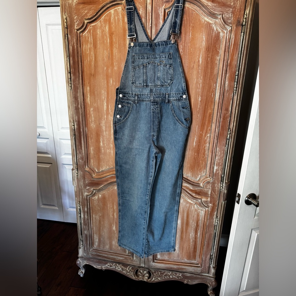‼️NWOT Gap Women's Denim Overalls